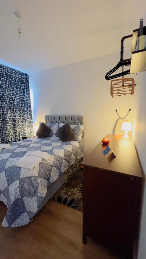 Charming 1-Bedroom Apartment In Woolwich Londres Exterior foto